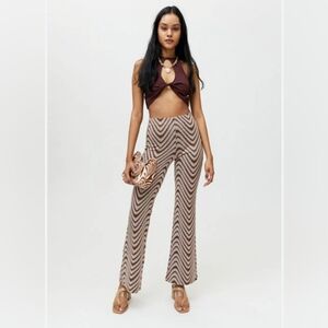 Urban Outfitters Black & Cream Bryn Chevron Flare Pull On Pants Sz Small